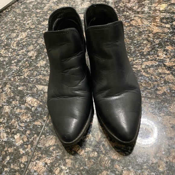 Steve Madden booties - Picture 3 of 7